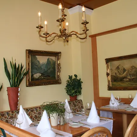 Karl Noss Hotel 3*