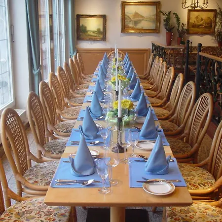Karl Noss Hotel 3*