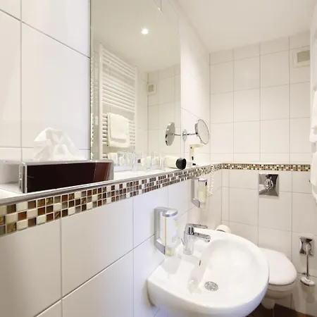 Karl Noss Hotel 3*